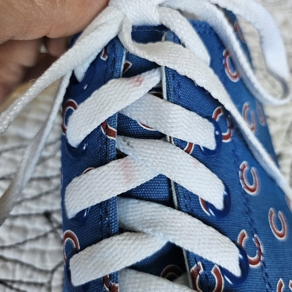 LIKE NEW EUC Row One Chicago Cubs Victory Sneakers Unisex W Size 11/ M Size 9.5 - Picture 8 of 16